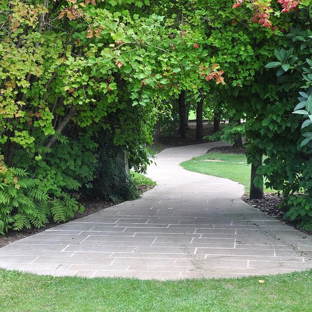 garden-930815_960_720